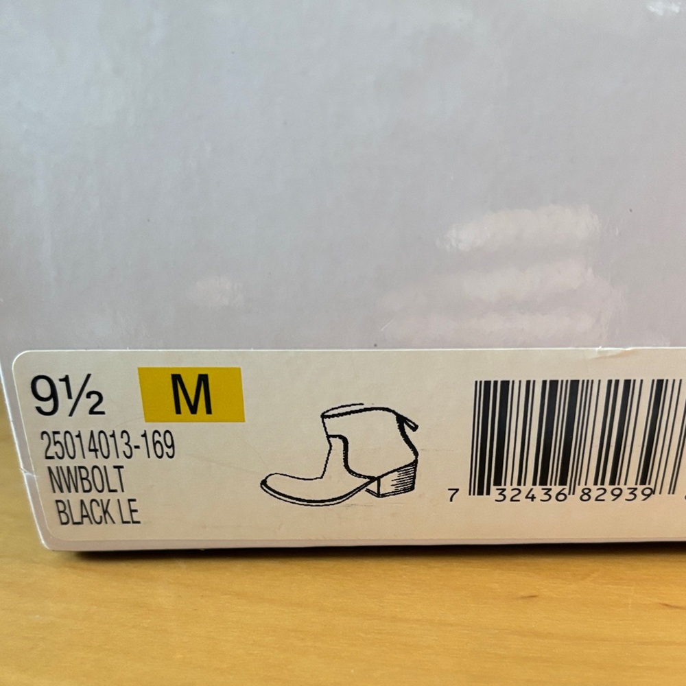 Nine West Black Ankle Booties - Picture 2 of 3